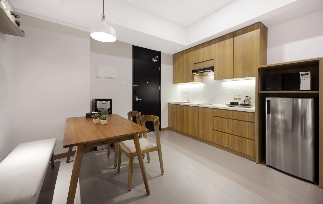 Hotel Aviary Bintaro à Serpong Extérieur photo