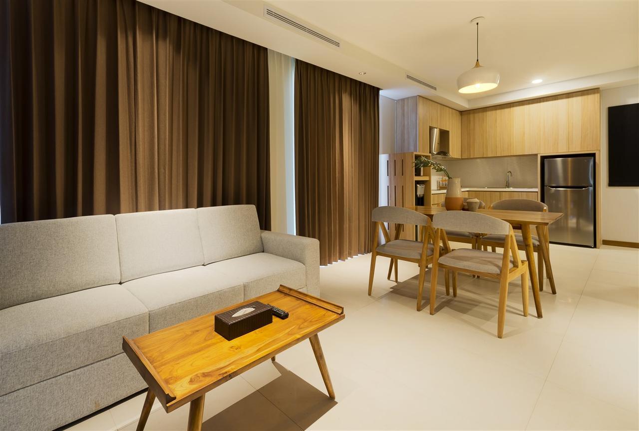 Hotel Aviary Bintaro à Serpong Extérieur photo