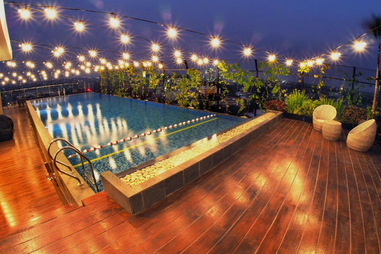 Hotel Aviary Bintaro à Serpong Extérieur photo