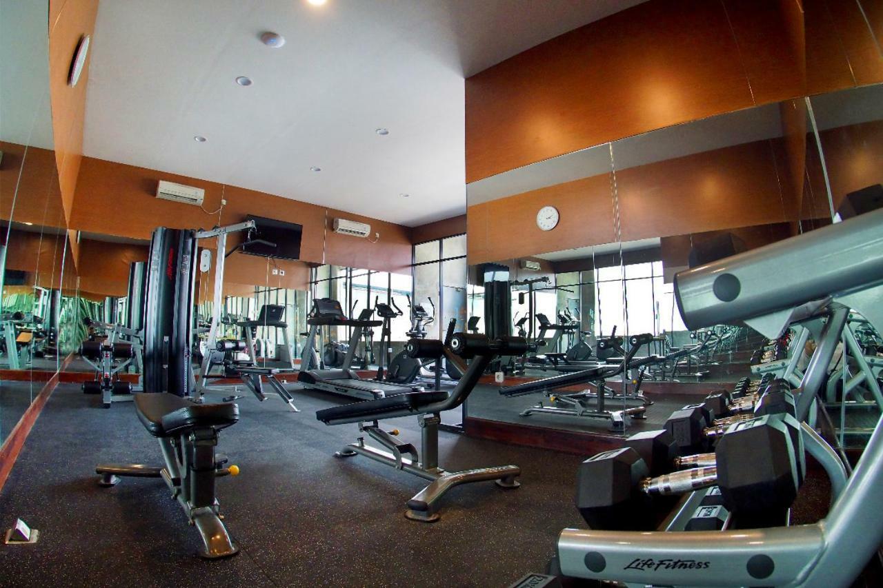 Hotel Aviary Bintaro à Serpong Extérieur photo